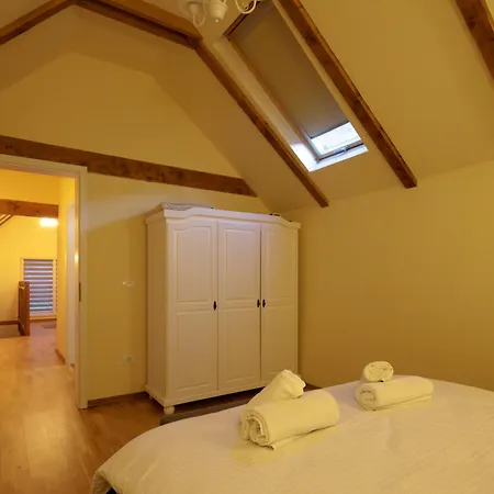 The Cozy Nook - Ultra Apartament Brașov